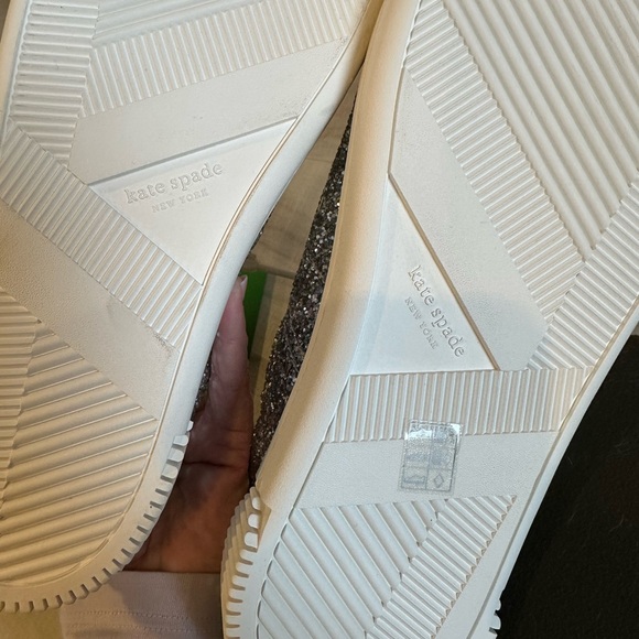 NEW Kate Spade Signature Lace Up Sneaker Silver Glitter - Picture 5 of 7